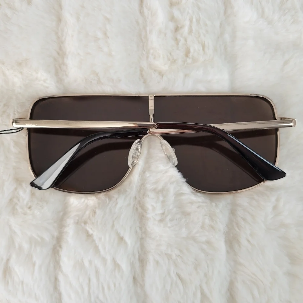 QUAY // ltd ed kylie jenner collab gold frame brown lens shield sunglasses
